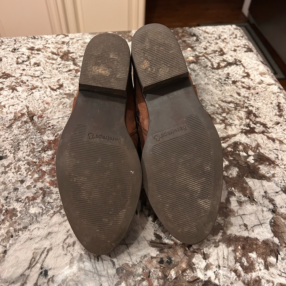 BareTraps Brown Ankle Boots - Picture 4 of 4
